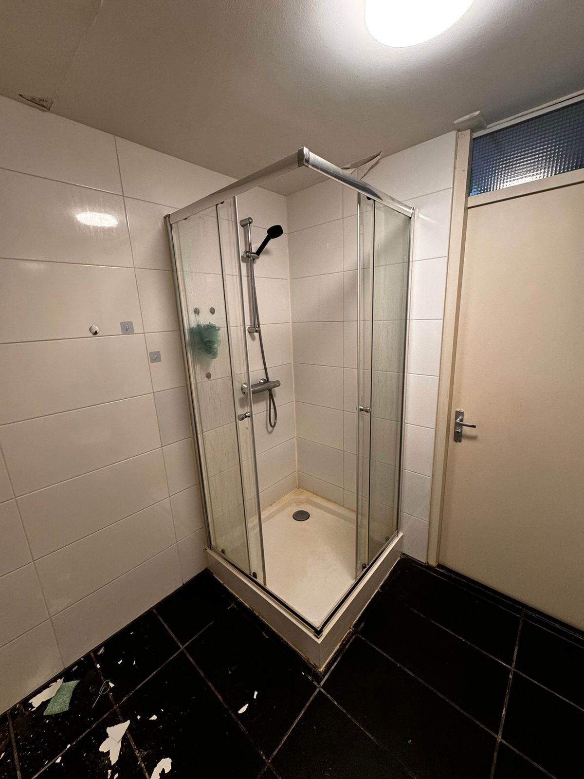 77C67743-A588-470C-A64F-65790E7147A6 77C67743-A588-470C-A64F-65790E7147A6